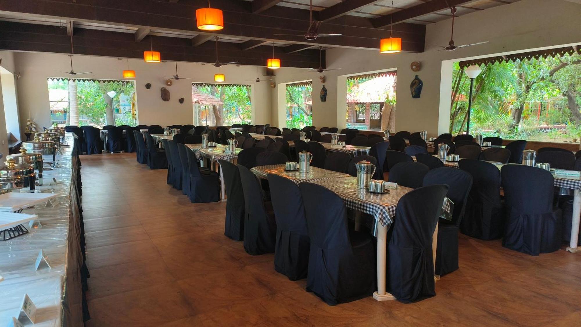 Pinewood Resort Karjat Exterior foto